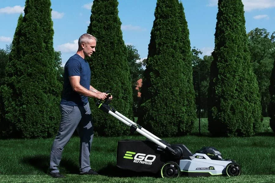 battery self propelled lawn mowers